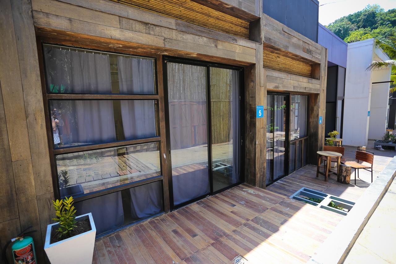 Paradise Beach Backpackers Hostel Patong Luaran gambar